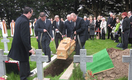 healy-fr-der-burial