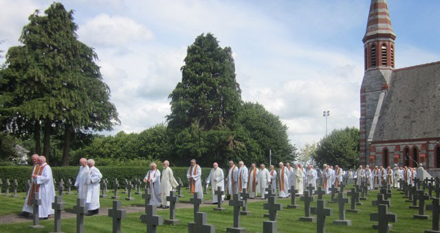 Procession-to-cemetery